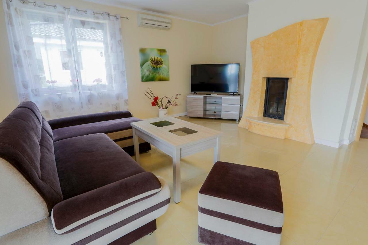 Vila Louisapark Łagów Exteriér fotografie